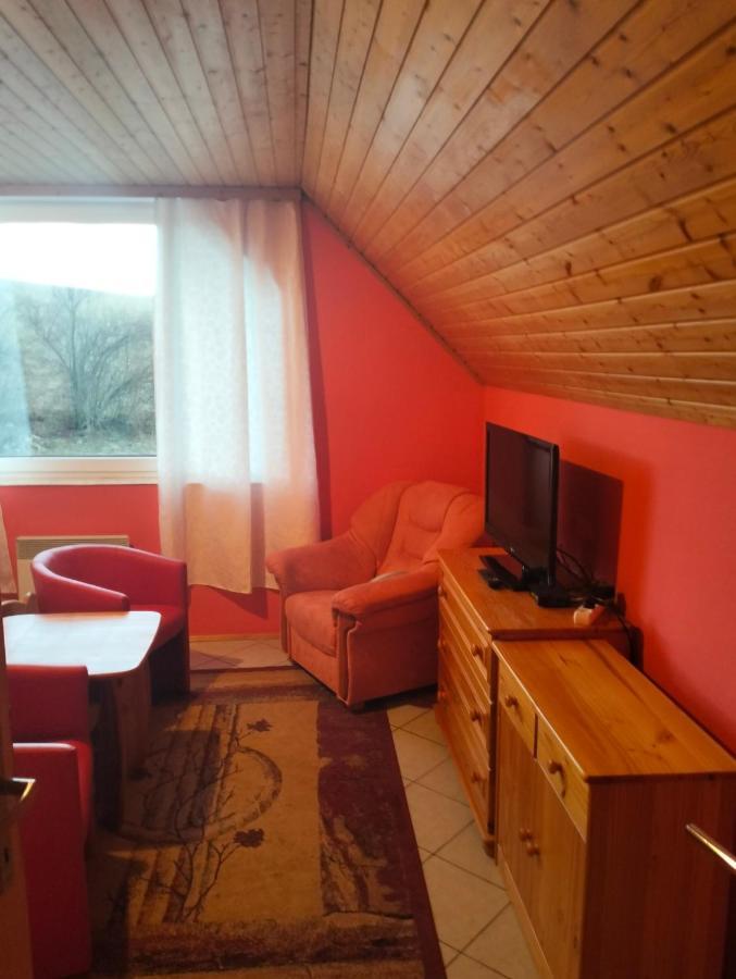 A-Privat Otel Liptovský Mikuláš Dış mekan fotoğraf