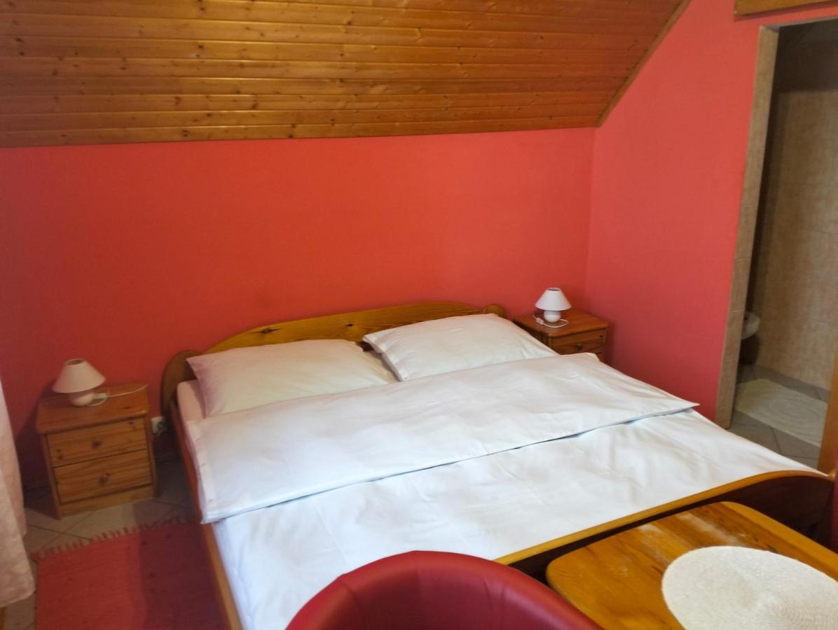 A-Privat Otel Liptovský Mikuláš Dış mekan fotoğraf